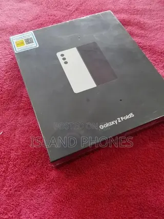 New Samsung Galaxy Z Fold 5 512 GB Silver