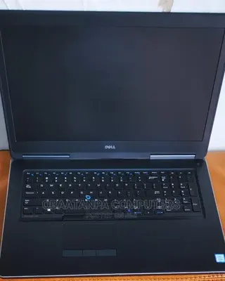 Laptop Dell Precision 7720 16GB Intel Xeon SSD 512GB