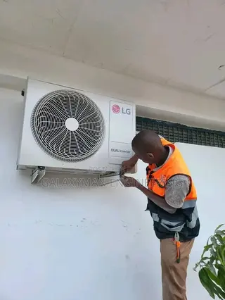 Aircondition Mechanic