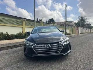 Hyundai Elantra 2018 Black