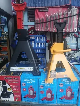 Jack Stand Both Big and Small Available