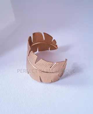 Curly Cut Bracelet