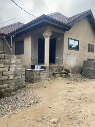 2bdrm House in Pokuase Mayera for sale