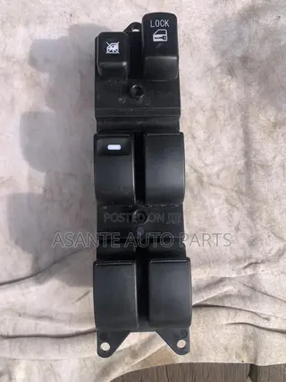 Mitsubishi Pajero Door Switch