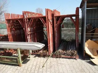 Italian Scaffolds for Rent and Sale