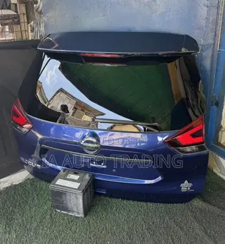 Nissan Rogue 2018 Complete Boot