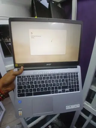 Laptop Asus A52JU 4GB Intel Celeron SSD 128GB