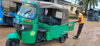 Bajaj RE 2024 Green