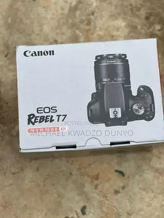 Canon EOS Rebel T7