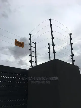 Electric Fence and Razor Wire Installation