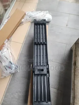 Mitsubishi Outlander 2023 Shutter Grill Available