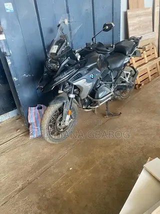 BMW R1250GS 2021 Black