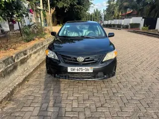 Toyota Corolla LE Special Edition 4dr Sedan (1.8L 4cyl 4A) 2013 Black