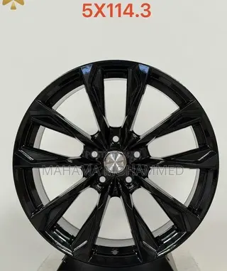 Honda Rim 18 2025