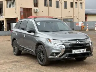 Mitsubishi Outlander SE FWD 2020 Gray