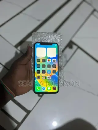 Apple iPhone X 64 GB White