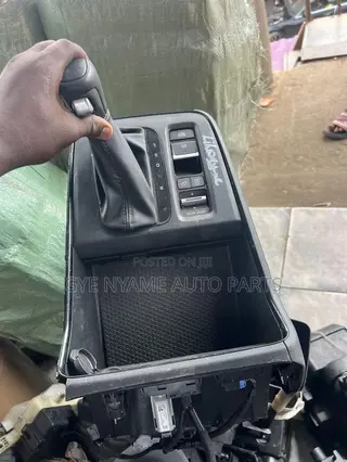 CRV 2023:2026 Gear Lever / Gear Selector