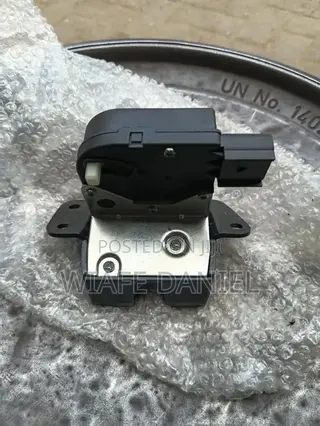Kia Picanto Boot Locker