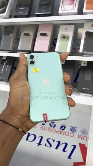 Apple iPhone 11 128 GB Green