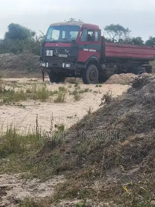 Mercedes Benz