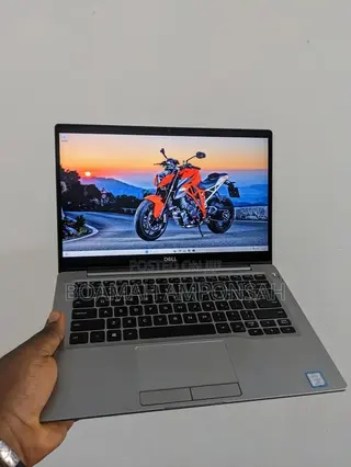 Laptop Dell Inspiron 13 7300 8GB Intel Core i7 SSD 256GB