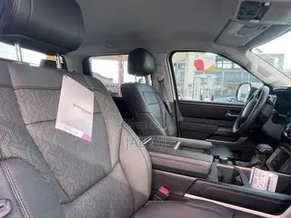 New Toyota Tundra 2022 White