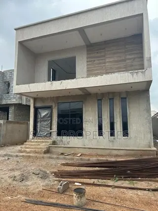 4bdrm House in Nmai-Dzorn for sale