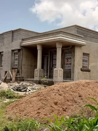 "3 Bedrooms House for Sale"