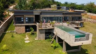 Furnished 8bdrm Mansion in Aburi for sale