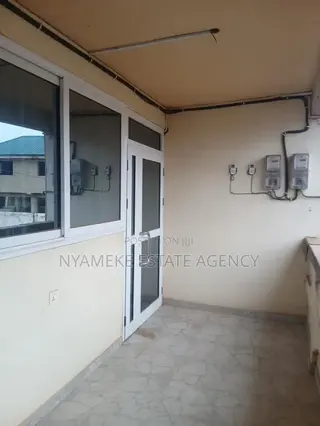 2bdrm Apartment in Kofi Ni Ama, Exhibition for rent