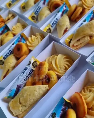 Meat Pie /Donut/ Cookies