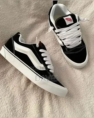 Vans Knu Skool