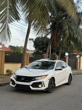 Honda Civic EX Hatchback 2019 White