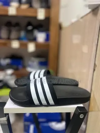 Adidas Adilette