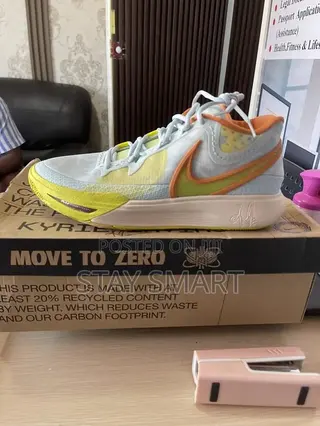 Nike Kyrie 8 Basketball Shoes