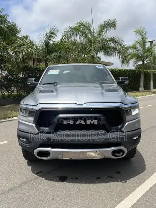 RAM 1500 2019 Gray