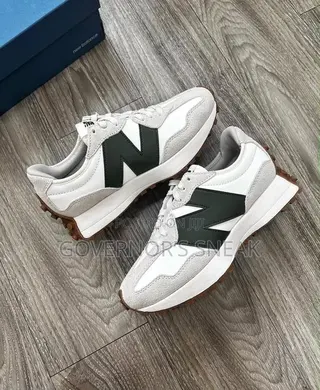 New Balance 327 White/ Grey