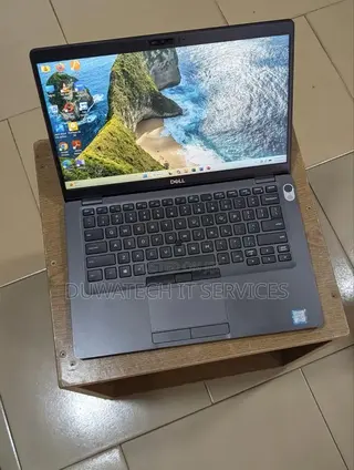 Laptop Dell Latitude 5400 8GB Intel Core i7 SSD 256GB