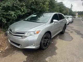 Toyota Venza XLE 2015 Silver