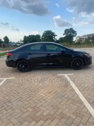 Toyota Corolla LE 2021 Black