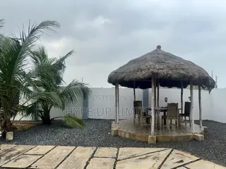 Beachside Studio Apartment for Short Stay
