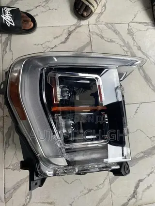 Ford F-150 2021 2022 2023 Headlight