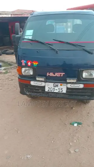 Daihatsu Hijet Petrol 2015 Black