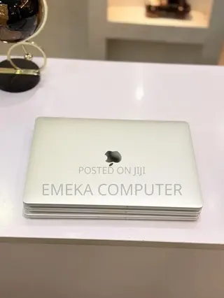 Laptop Apple MacBook Pro 2017 8GB Intel Core i5 SSD 256GB