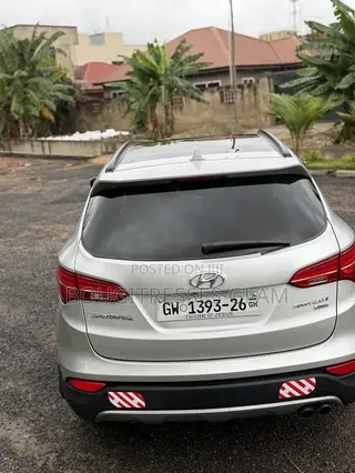 Hyundai Santa Fe 2015 Silver
