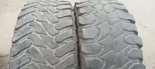 35×12.5R20 Slightly Use Tires