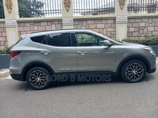 Hyundai Santa Fe 2017 Gray