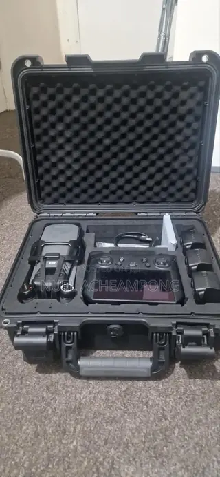 Dji Mavic 3 Pro Cine Premium Combo 1 Tb Built-in SSD Storage.