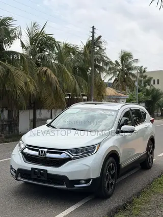 Honda CR-V Touring AWD 2018 White