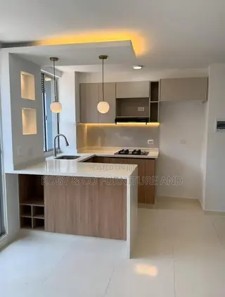 Modern Custom Fitted Kitchen Cabinets & Island